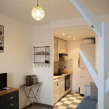 Catalunya Per 4 Persones En Edifici Del Passeig Maritim Amb Vistes Sobre La Vall D'aro