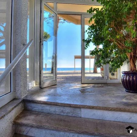 شقة Catalunya Per 4 Persones En Edifici Del Passeig Maritim Amb Vistes Sobre La Vall D'aro