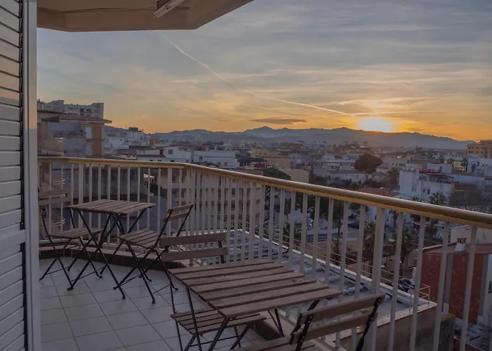 Catalunya Per 4 Persones En Edifici Del Passeig Maritim Amb Vistes Sobre La Vall D'aro