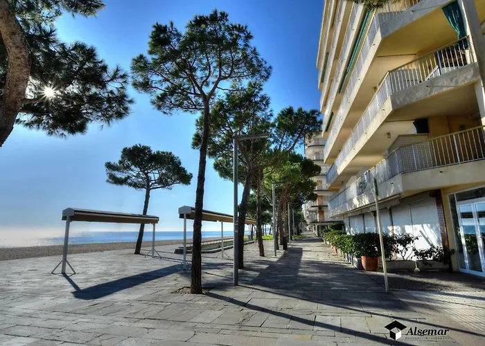 Daire Catalunya Per 4 Persones En Edifici Del Passeig Maritim Amb Vistes Sobre La Vall D'aro