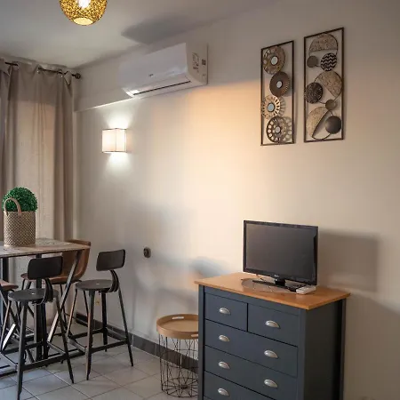 Catalunya Per 4 Persones En Edifici Del Passeig Maritim Amb Vistes Sobre La Vall D'aro Апартаменты *