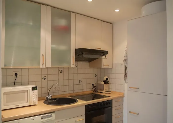 Catalunya Per 4 Persones En Edifici Del Passeig Maritim Amb Vistes Sobre La Vall D'aro *