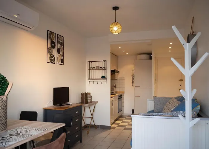 Catalunya Per 4 Persones En Edifici Del Passeig Maritim Amb Vistes Sobre La Vall D'aro Платья-де-Аро